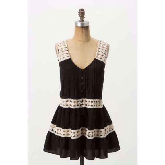 Anthropologie Tops - ANTHROPOLOGIE VANESSA VIRGINIA sz 4 MELISANDE tank black crochet EUC